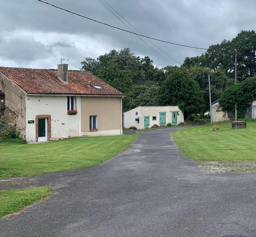 Long Meadow Gite France Asnieres-sur-Blour Buitenkant foto