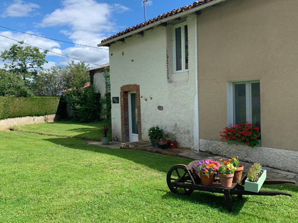 Long Meadow Gite France Asnieres-sur-Blour Buitenkant foto